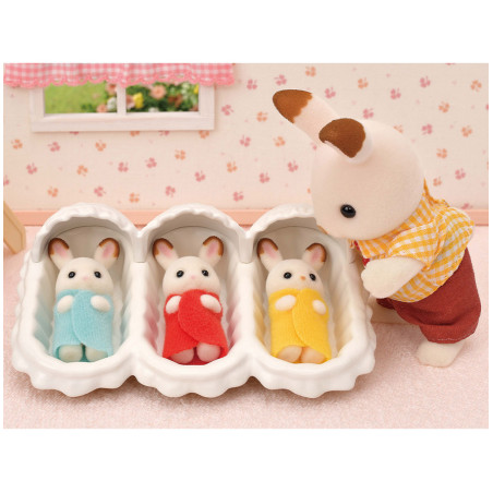 Les triplés Lapin Chocolat et accessoires puériculture de Sylvanian Family - 3